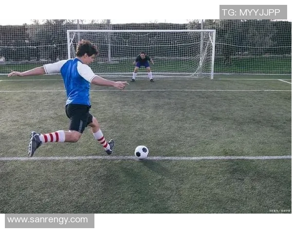 从零开始教你掌握足球技巧与战术提升全面足球水平的实用指南