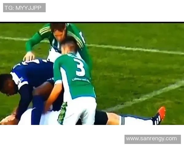 大哥热爱足球的故事与他在球场上的精彩瞬间