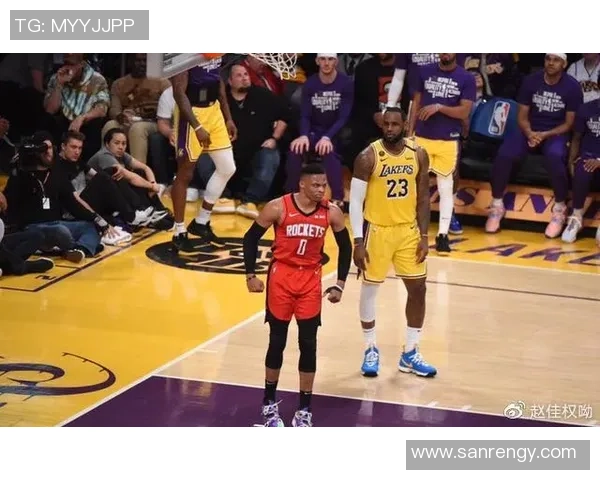 对话张伟：回顾羽毛球生涯的辉煌与挑战与未来展望